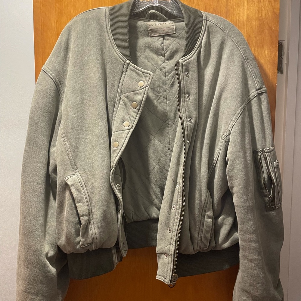 Free people! Cropped army green bomber, very cute :)